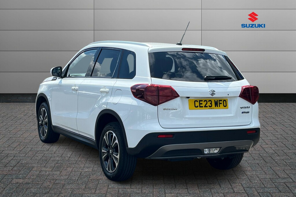 Suzuki Vitara 1.4 Boosterjet 48V Hybrid Sz5 White #2