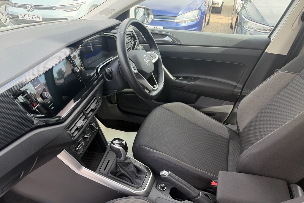 Volkswagen Polo 1.0 Tsi Life Dsg GJ25MVW White #2