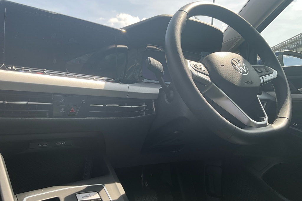 Volkswagen Golf 1.5 Etsi 150 Life Dsg BL24LMU Blue #2