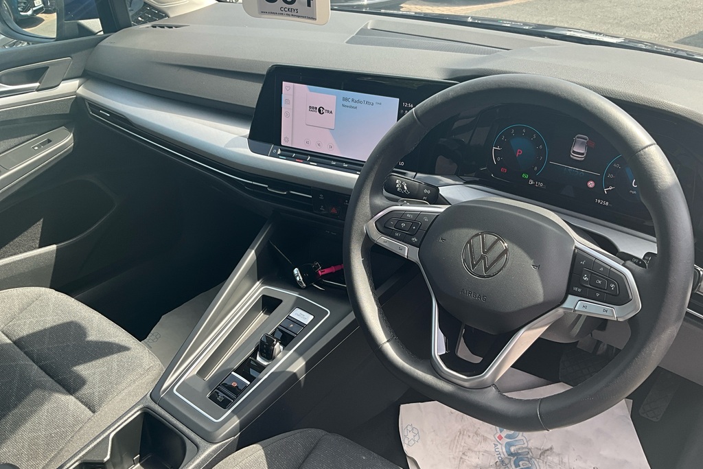 Volkswagen Golf 1.5 Etsi 150 Life Dsg BL24LMU Blue #6