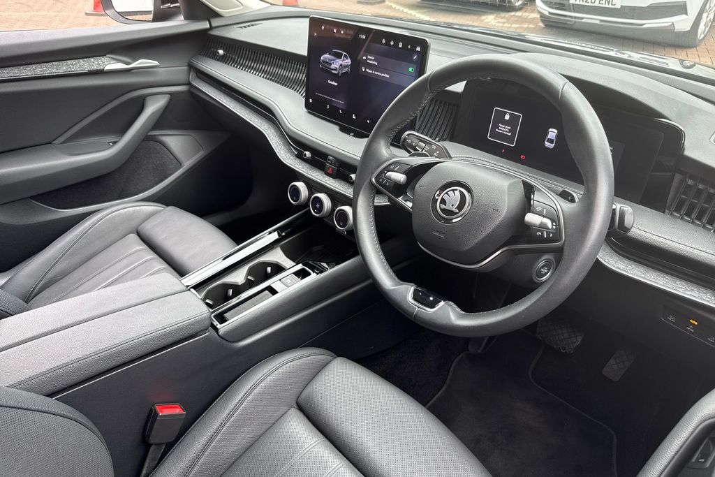 Skoda Superb 2.0 Tdi Se L Dsg Black #6