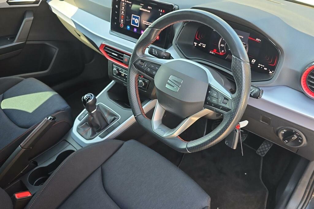 Seat Arona 1.0 Tsi 110 Fr KW23DJZ Grey #6