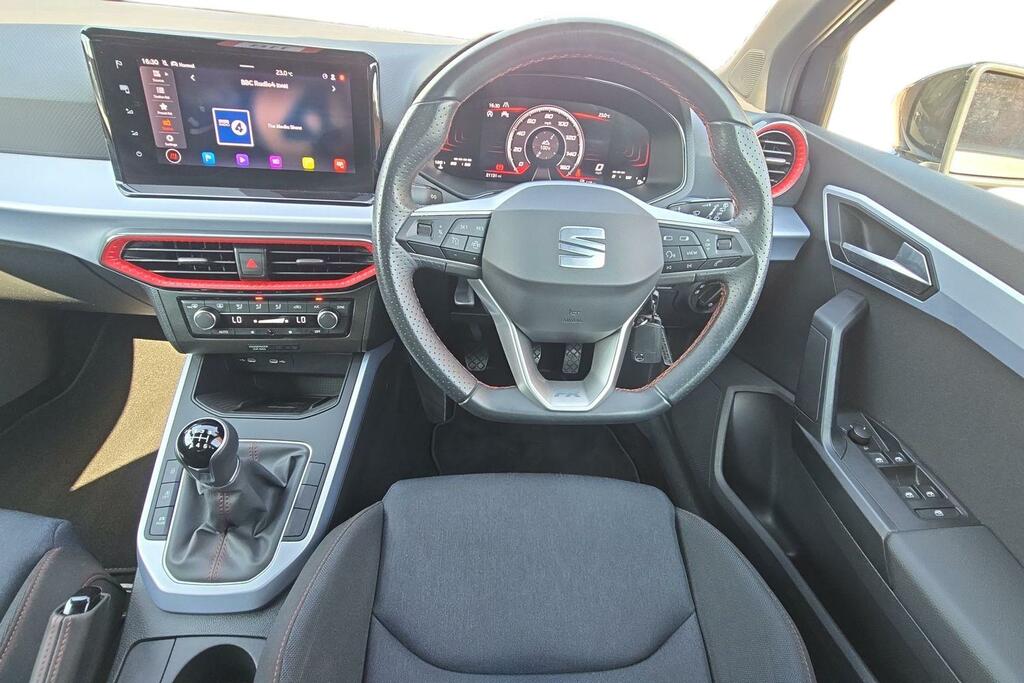 Seat Arona 1.0 Tsi 110 Fr KW23DJZ Grey #2