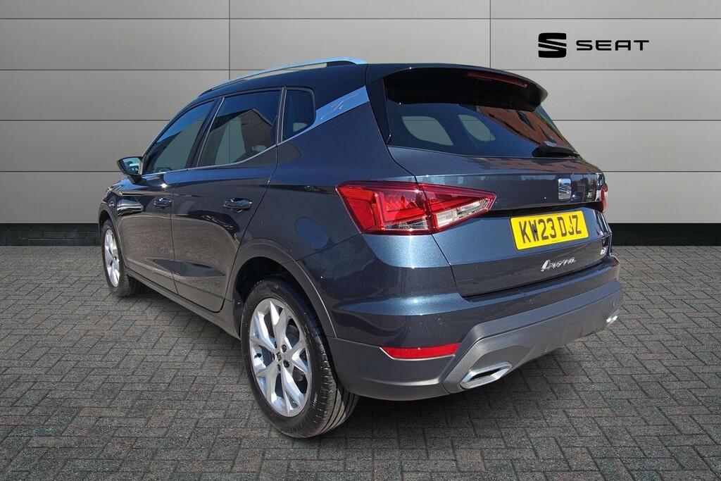 Seat Arona 1.0 Tsi 110 Fr KW23DJZ Grey #3