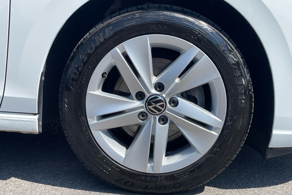 Volkswagen Golf 1.0 Tsi Life DU72FRN White #5