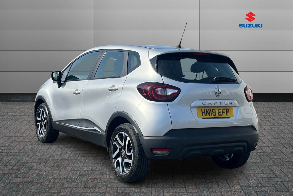 Renault Captur 0.9 Tce 90 Dynamique Nav Silver #2