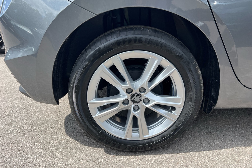 Skoda Fabia 1.0 Tsi 116 Se L Edition Grey #5
