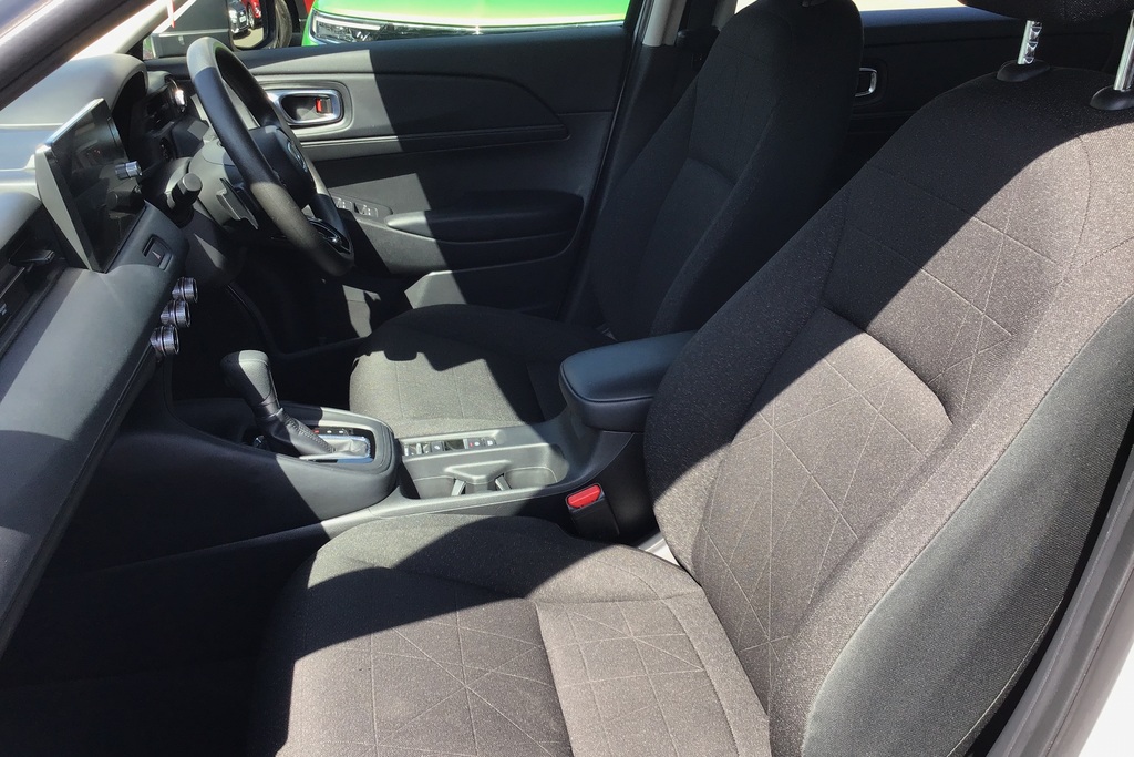 Honda Hr-V 1.5 Ehev Elegance Cvt White #6