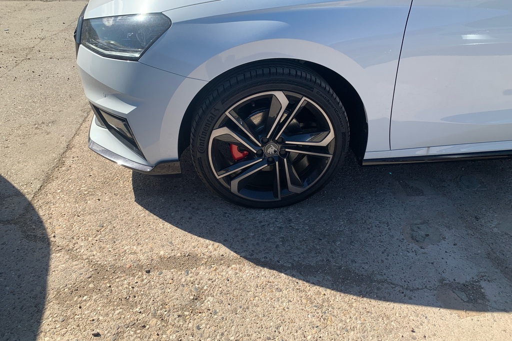 Skoda Fabia 1.5 Tsi 177 130 Dsg Black #5