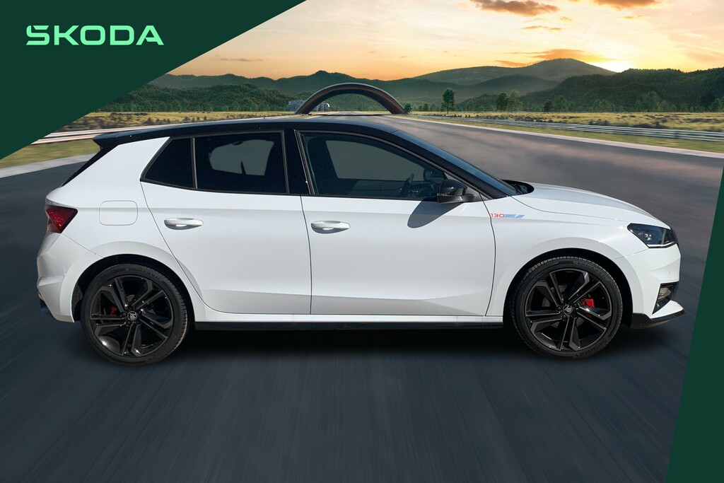 Skoda Fabia 1.5 Tsi 177 130 Dsg Black #4