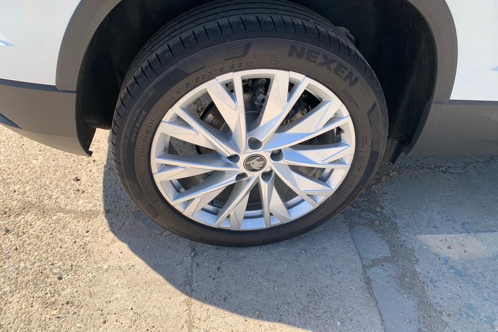 Skoda Karoq 1.5 Tsi Se L Edition Dsg White #5
