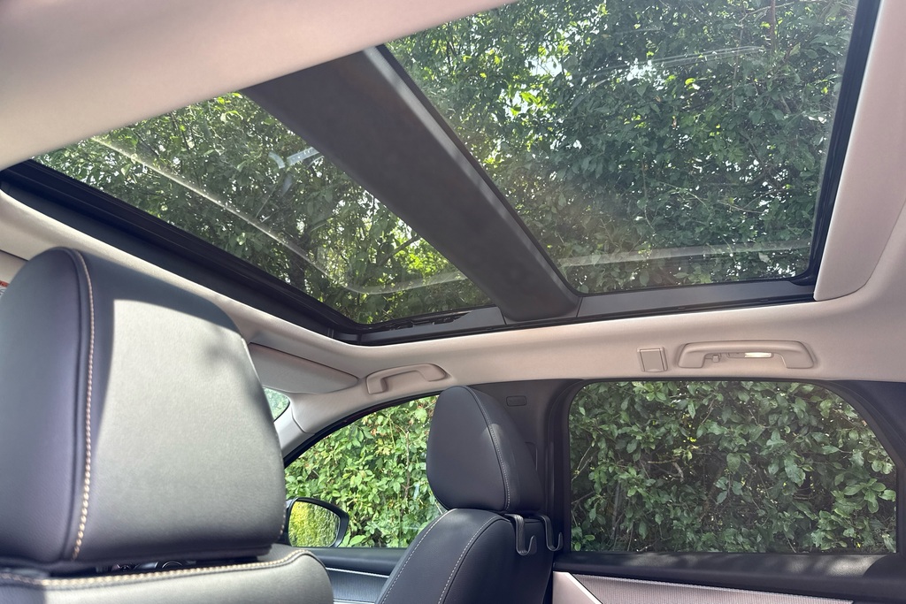Mazda CX-60 2.5 Phev Homura Conveniencepan Roof White #40