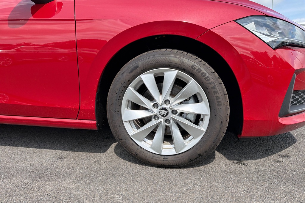 Skoda Superb 2.0 Tdi Se Technology Dsg Red #5