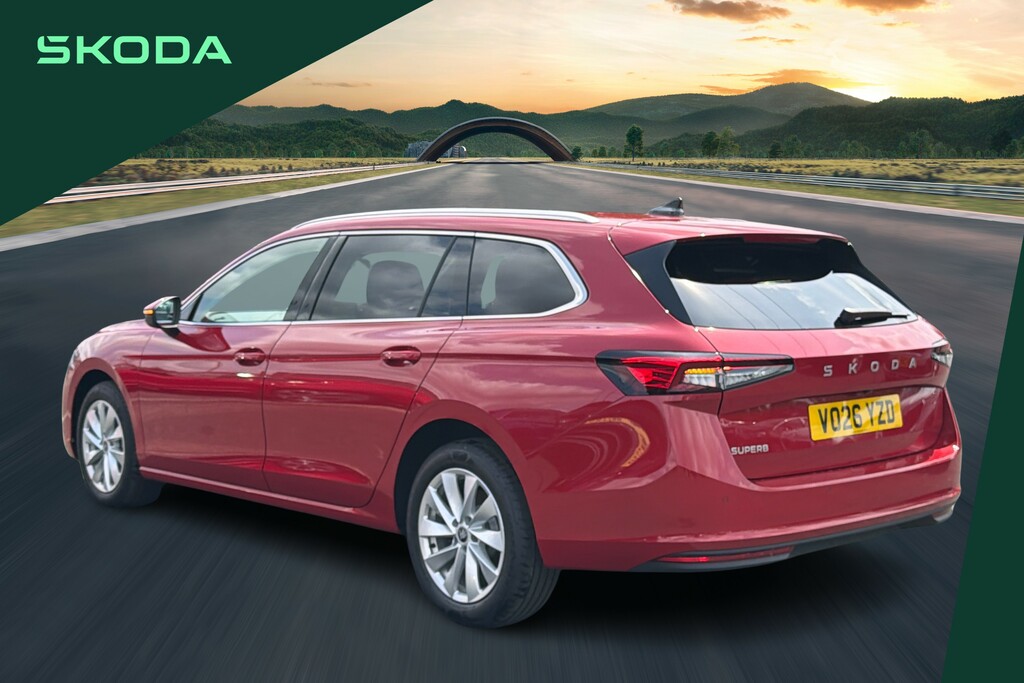 Skoda Superb 2.0 Tdi Se Technology Dsg Red #3