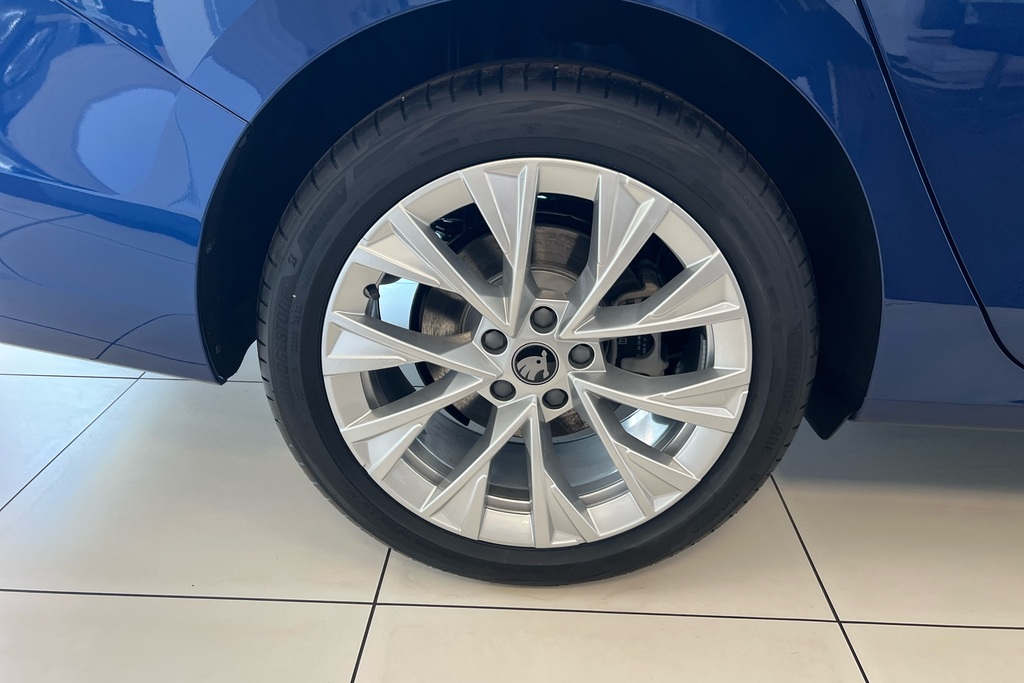 Skoda Superb 2.0 Tsi 204 Se L Dsg Blue #5