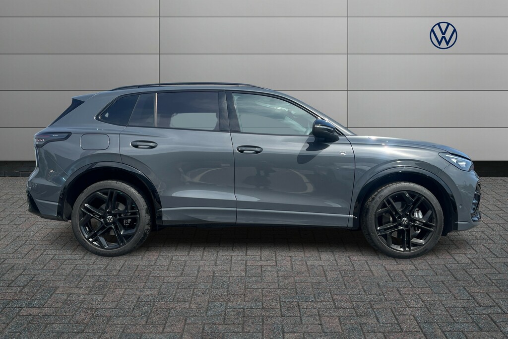 Volkswagen Tiguan 2.0 Tsi 265 4Motion Black Edition Dsg PJ26UWM Grey #4