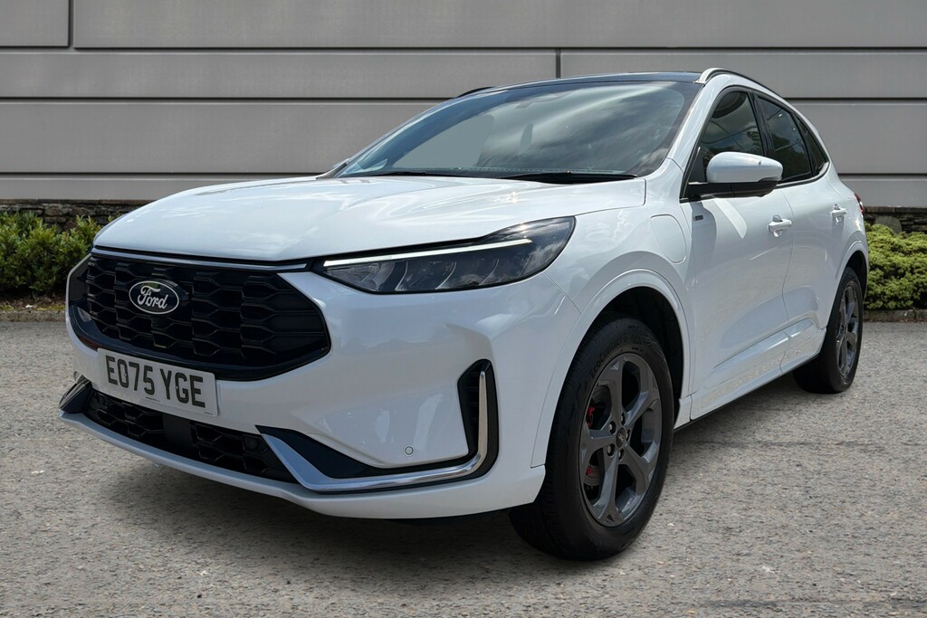 Ford Kuga St-line EO75YGE White #4