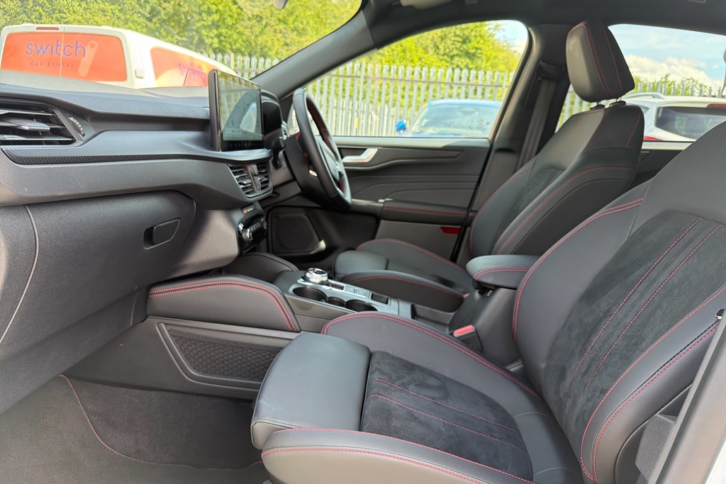 Ford Kuga St-line EO75YGE White #6
