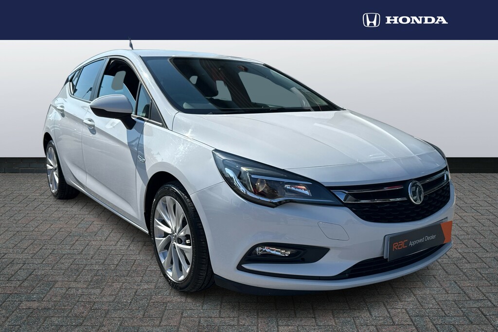 Vauxhall Astra 1.4T 16V 125 Design VE69LWU White