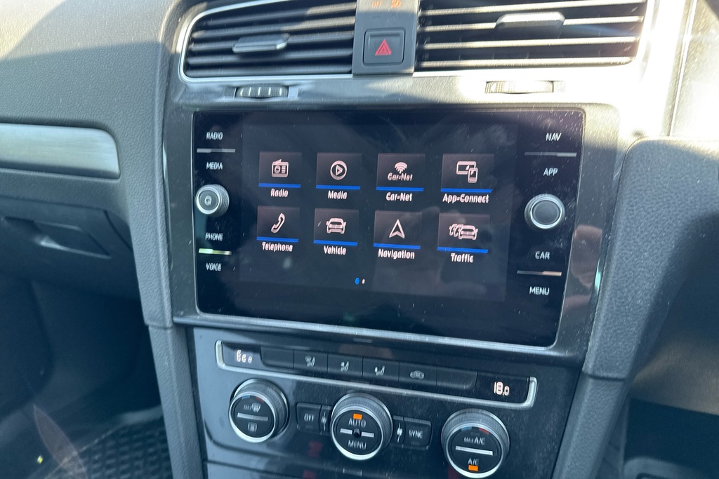 Volkswagen e-Golf 35.8Kwh 136 Finance From 8.9 Apr Blue #36