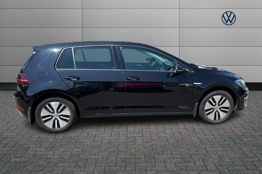 Volkswagen e-Golf 99Kw E-golf 35Kwh Black #4