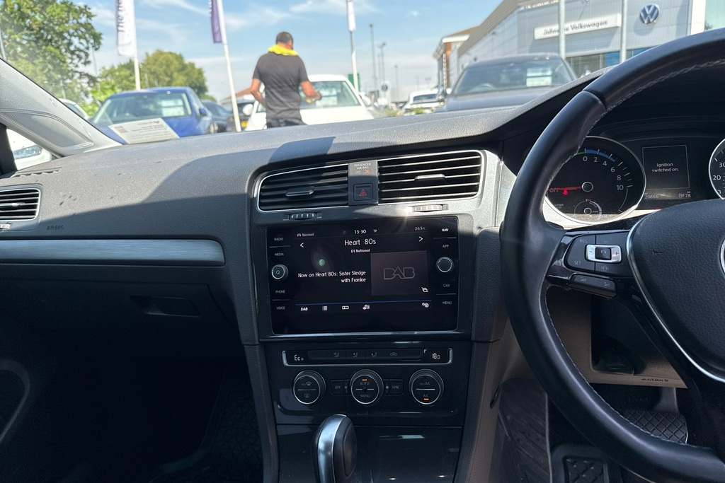 Volkswagen e-Golf 35.8Kwh 136 Finance From 8.9 Apr Blue #9