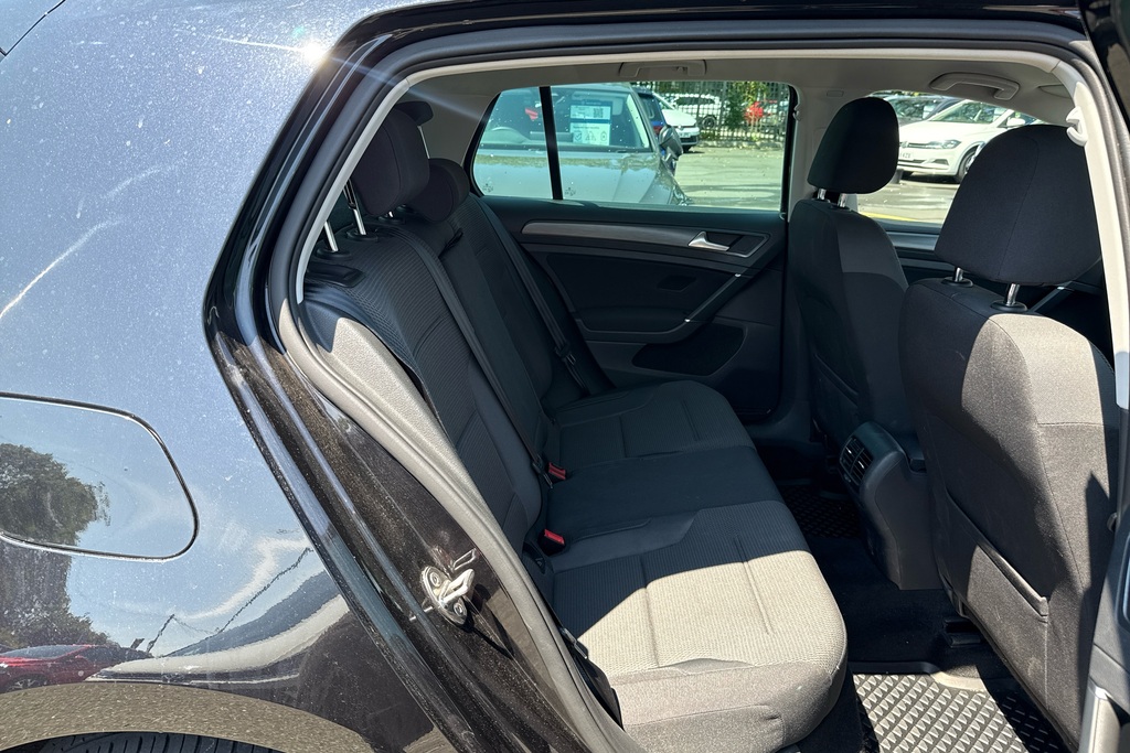 Volkswagen e-Golf 35.8Kwh 136 Finance From 8.9 Apr Blue #11