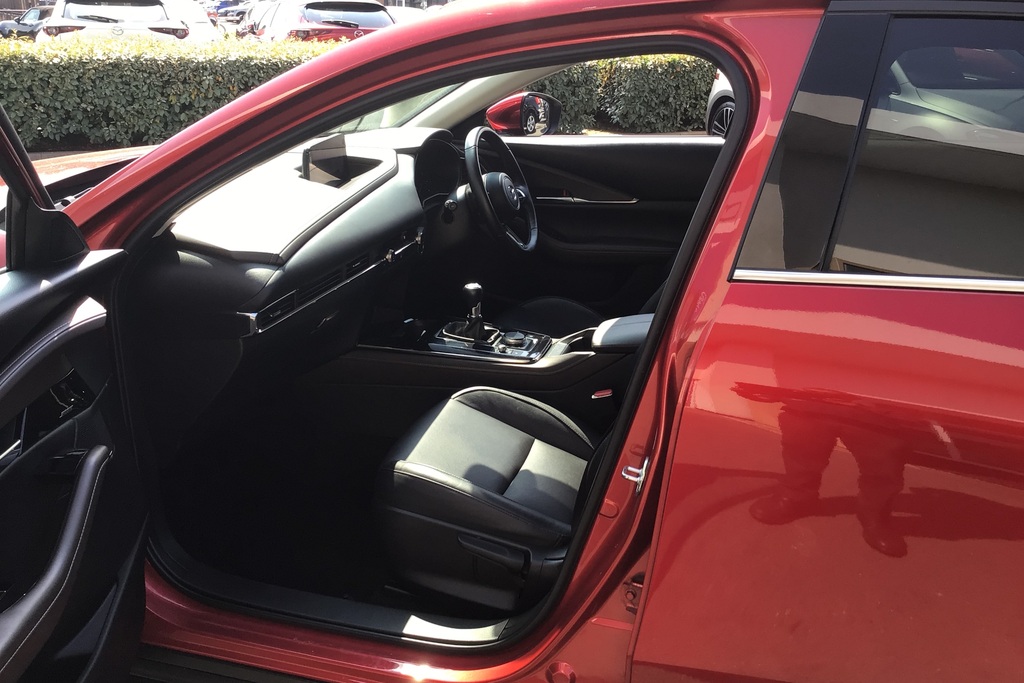 Mazda CX-30 2.0 E-skyactiv X Mhev Takumi GX73KUG Red #6