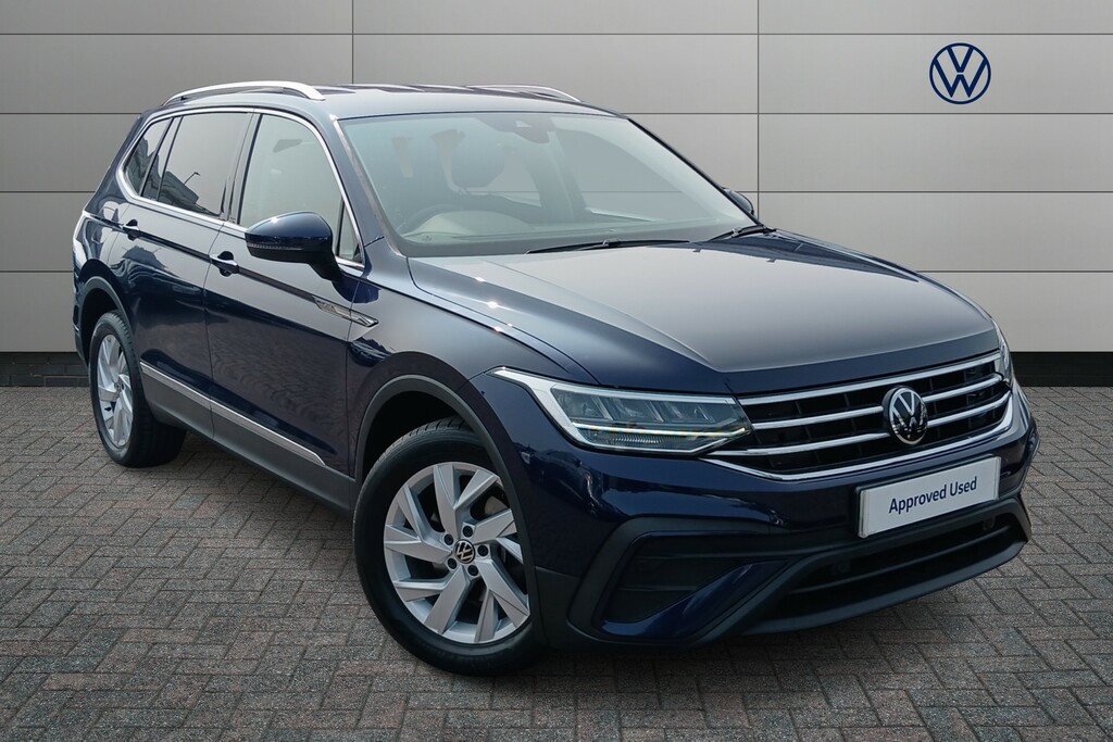 Volkswagen Tiguan Allspace 1.5 Tsi Life Blue