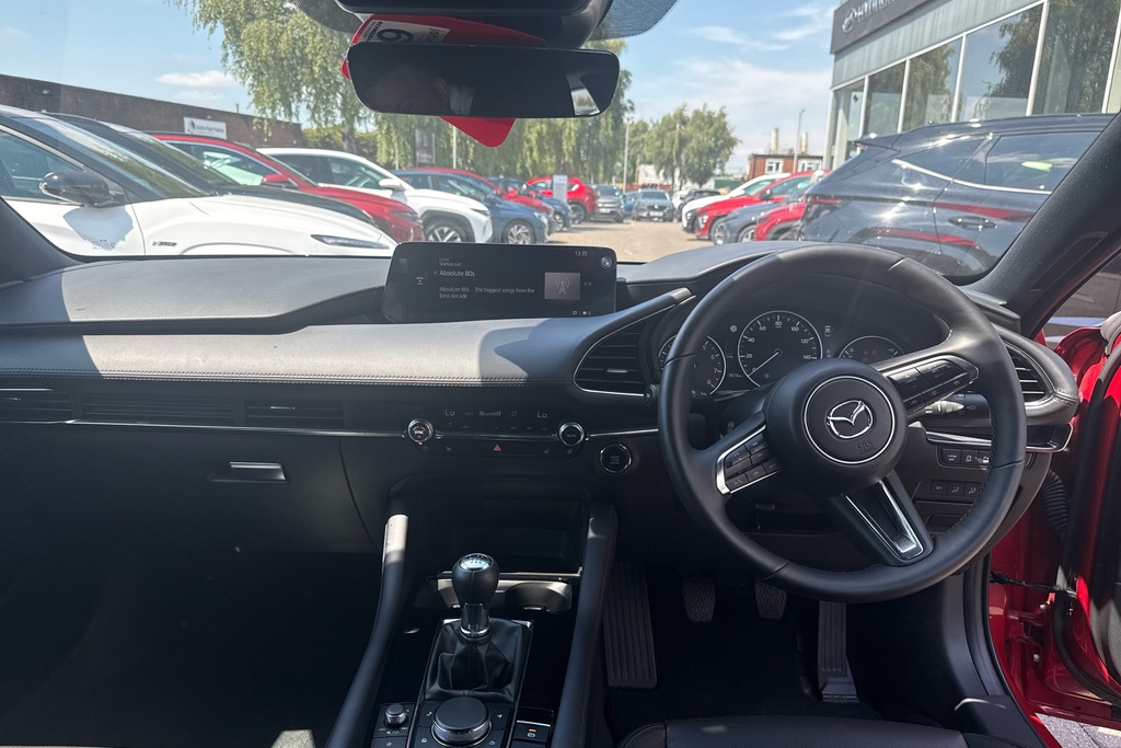 Mazda 3 2.5 E-skyactiv G Mhev 140 Takumi Red #3
