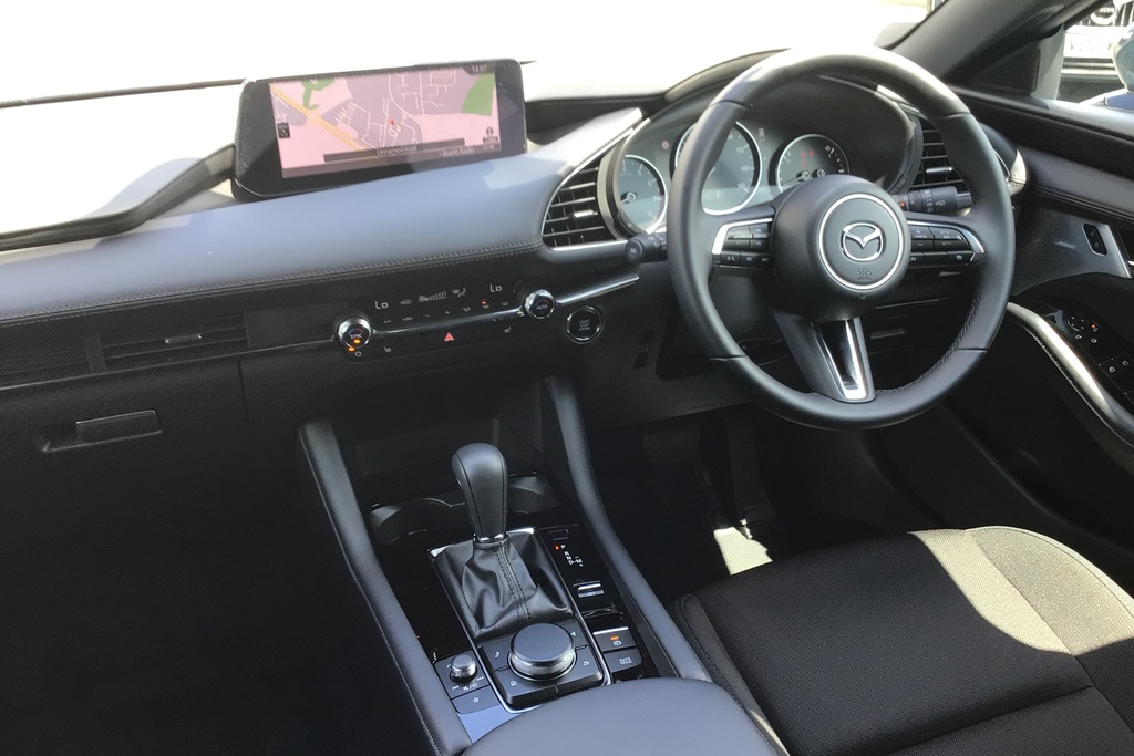 Mazda 3 2.5 E-skyactiv G Mhev 140 Exclusive-line Grey #3