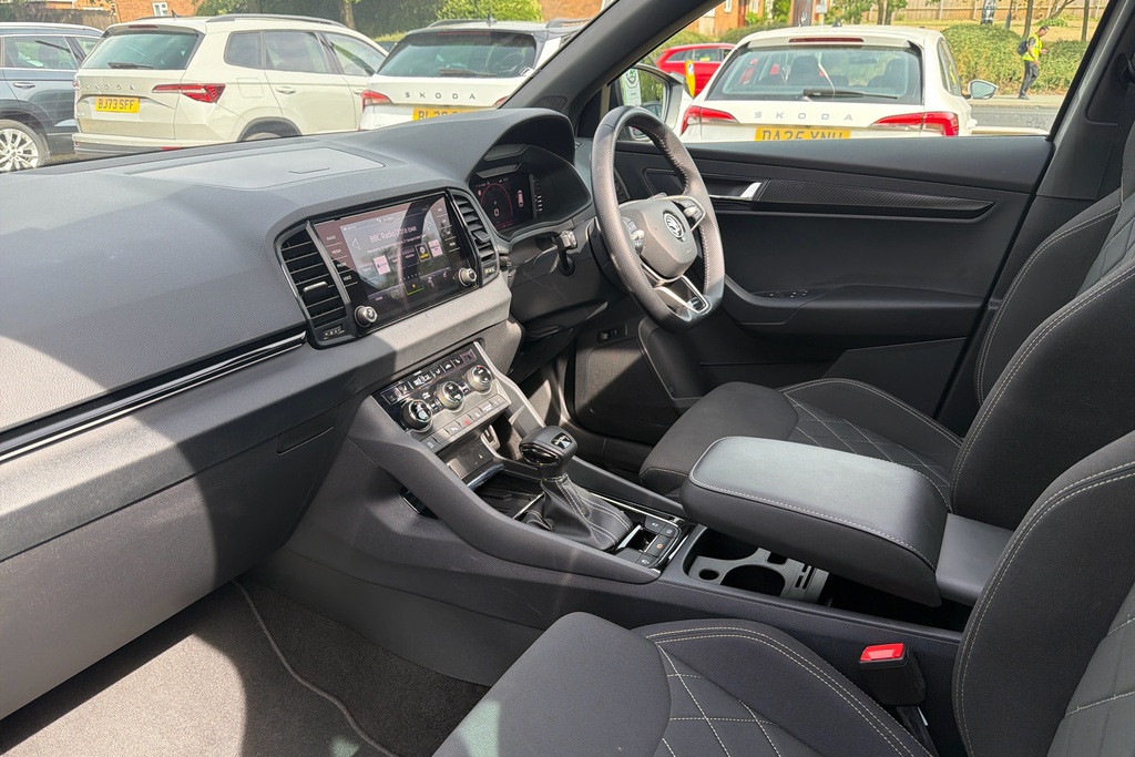 Skoda Karoq 1.5 Tsi Sportline Dsg Grey #2