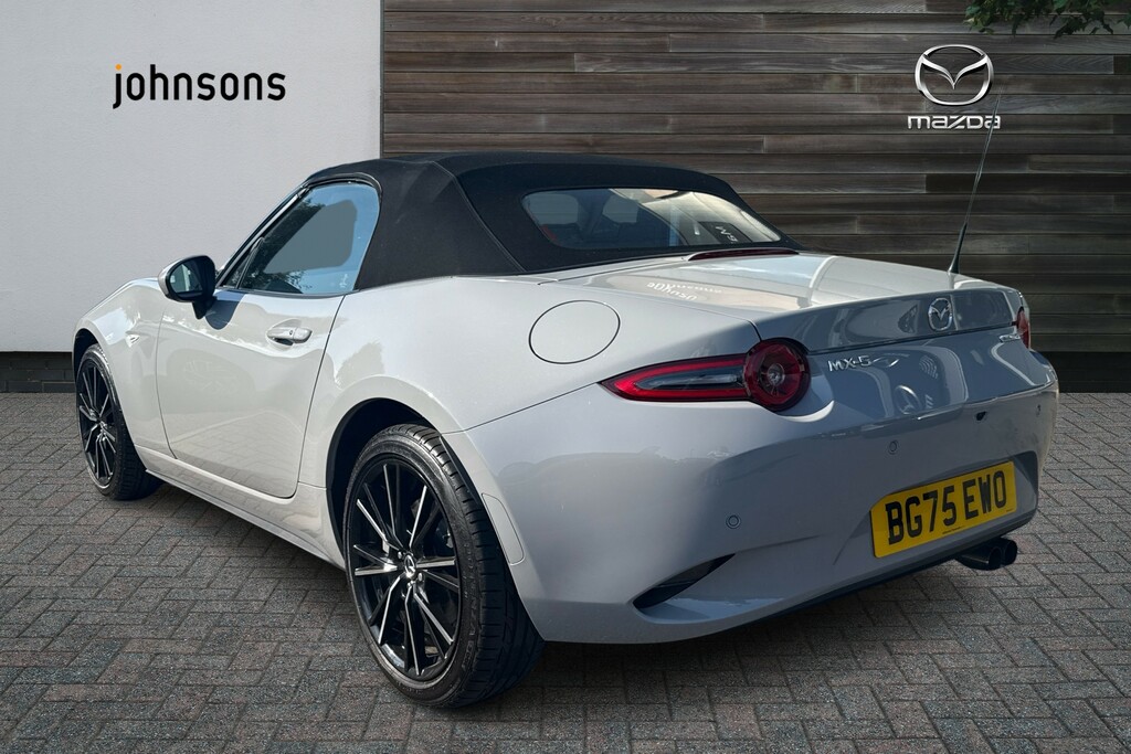 Mazda MX-5 Exclusive-line White #2