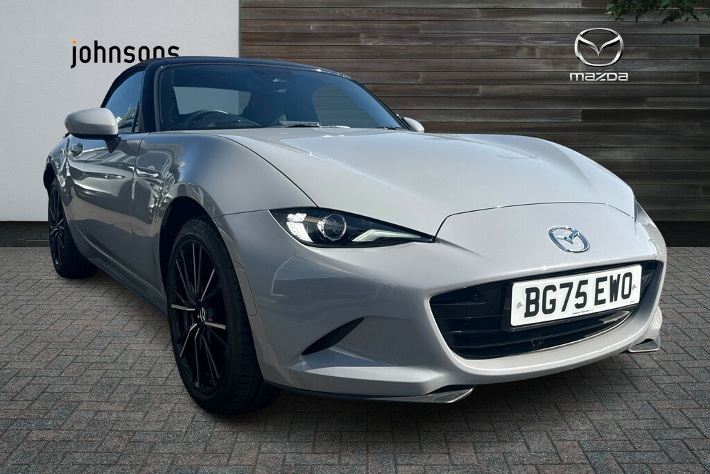 Mazda MX-5 Exclusive-line White #1
