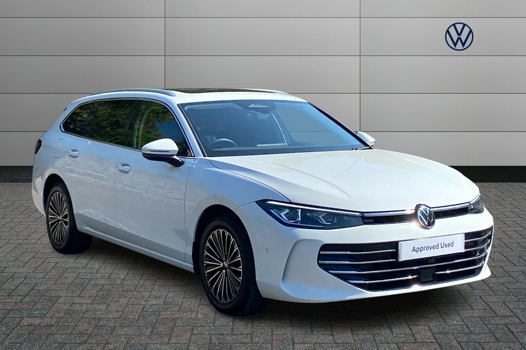 Volkswagen Passat 1.5 Etsi Elegance Dsg White