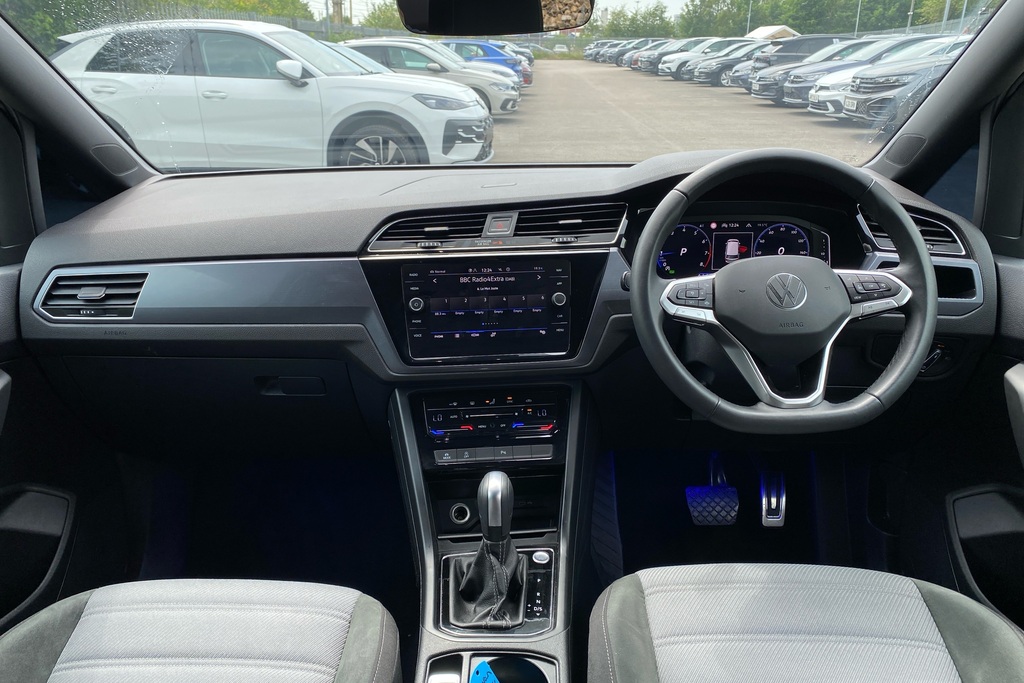 Volkswagen Touran Touran 1.5 Tsi Evo Match Silver #8