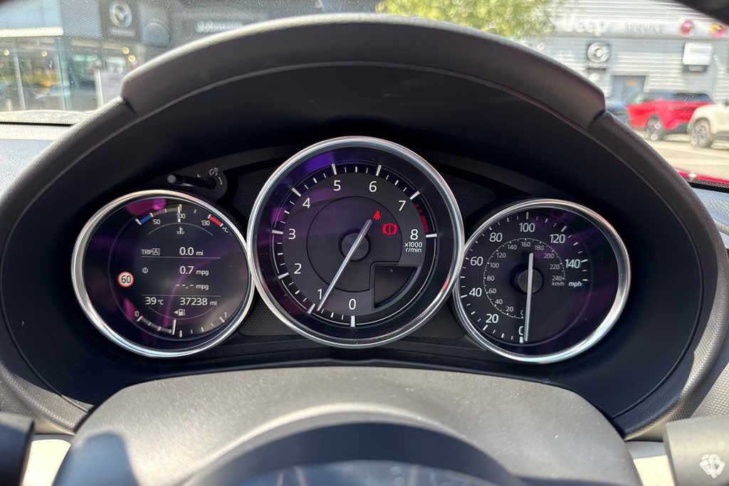 Mazda MX-5 1.5 132 Sport Red #13