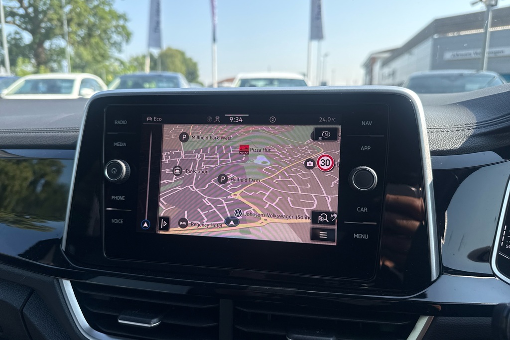 Volkswagen T-Roc Style 1.5 Tsi 150Ps 6-Speed Black #34
