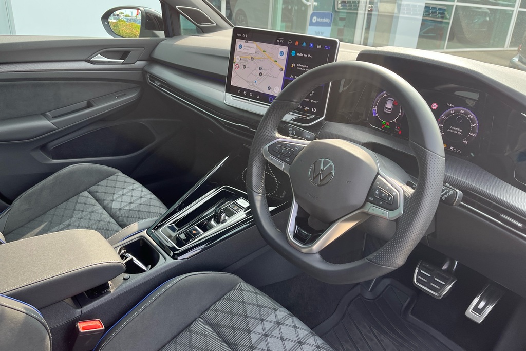 Volkswagen Golf 1.5 Etsi 150 Black Edition Dsg BK26SVG Blue #6