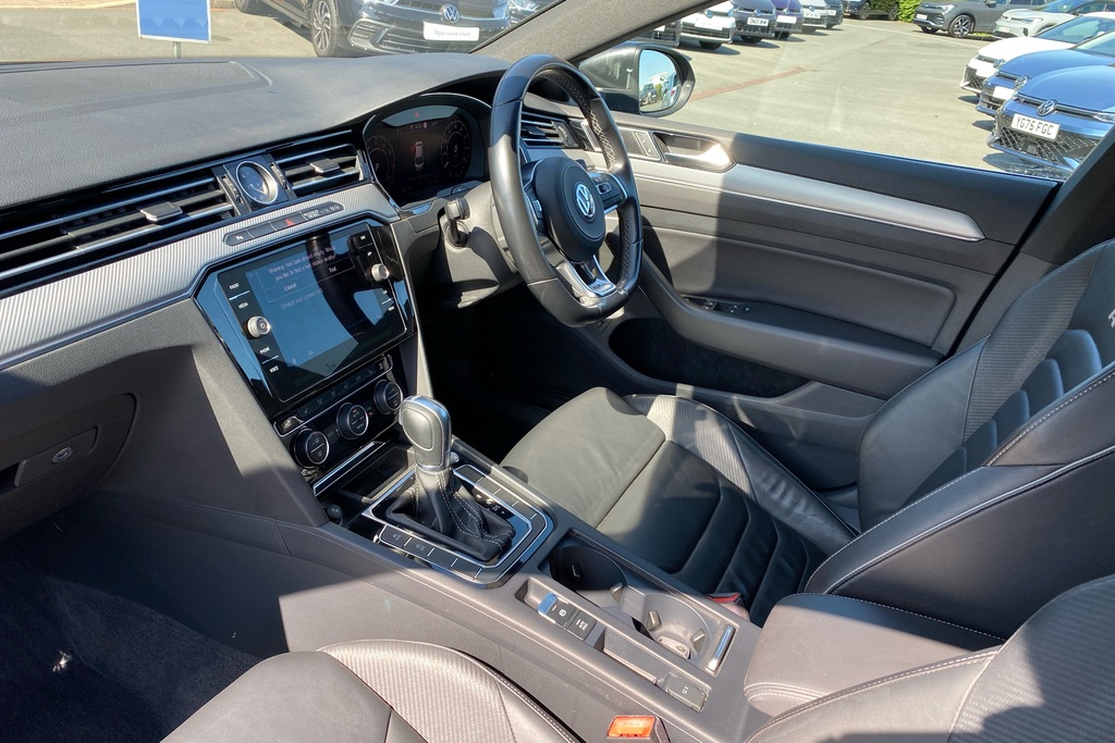 Volkswagen Arteon 2.0 Tsi R-line Dsg Grey #2