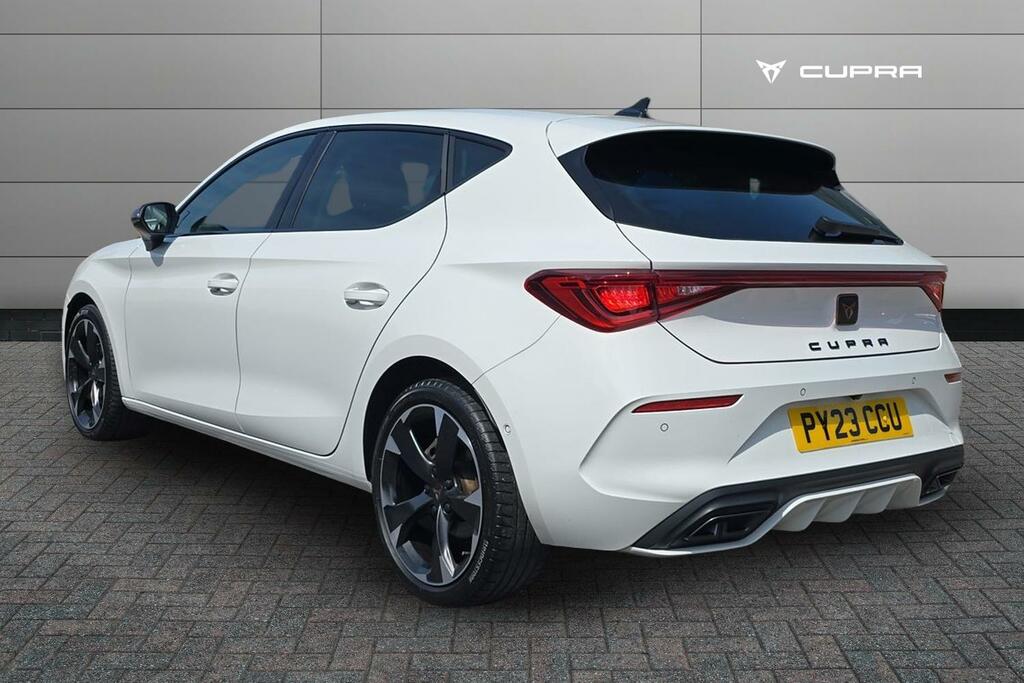 Cupra Leon 1.5 Etsi V1 Dsg White #3