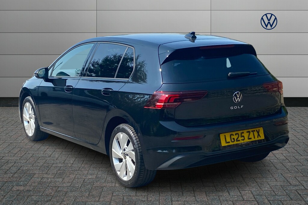 Volkswagen Golf 1.5 Tsi Match LG25ZTX Black #4