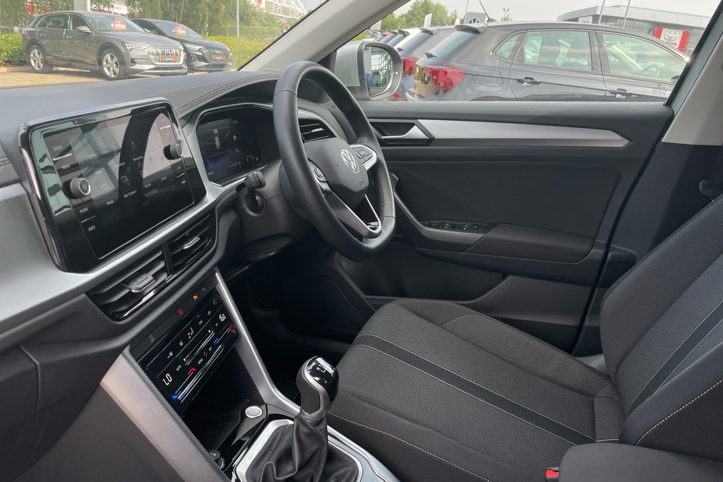 Volkswagen T-Roc 1.5 Tsi Match GF75OEH Silver #2
