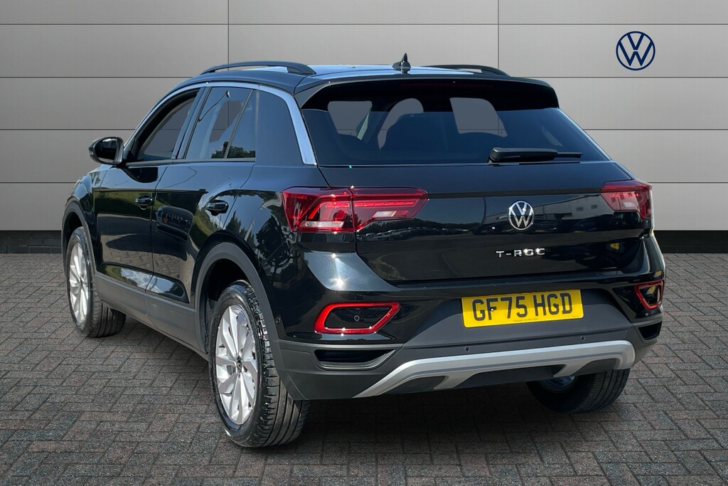 Volkswagen T-Roc 1.5 Tsi Match Dsg GF75HGD Black #3