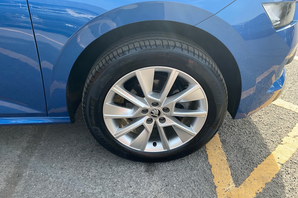 Skoda Kamiq 1.0 Tsi 95 Se Drive Blue #5