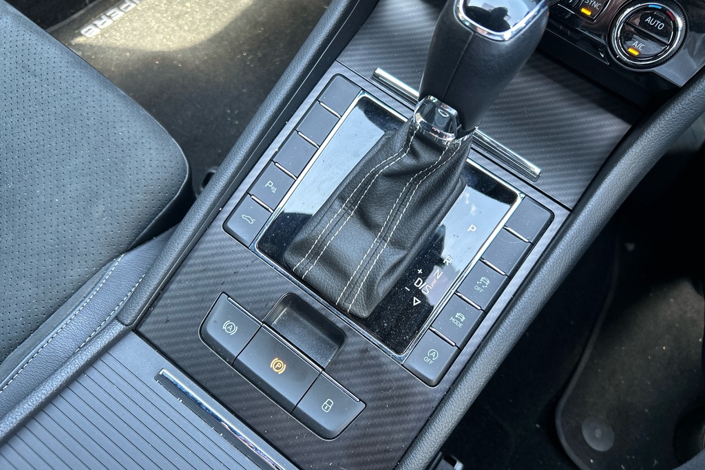 Skoda Superb Se Technology Grey #36
