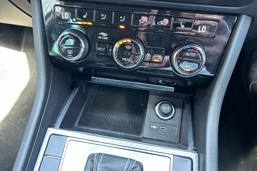 Skoda Superb Se Technology Grey #37