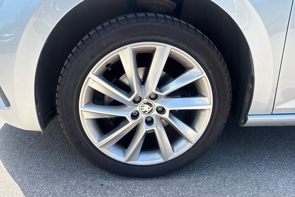 Skoda Scala Hatchback Blue #9