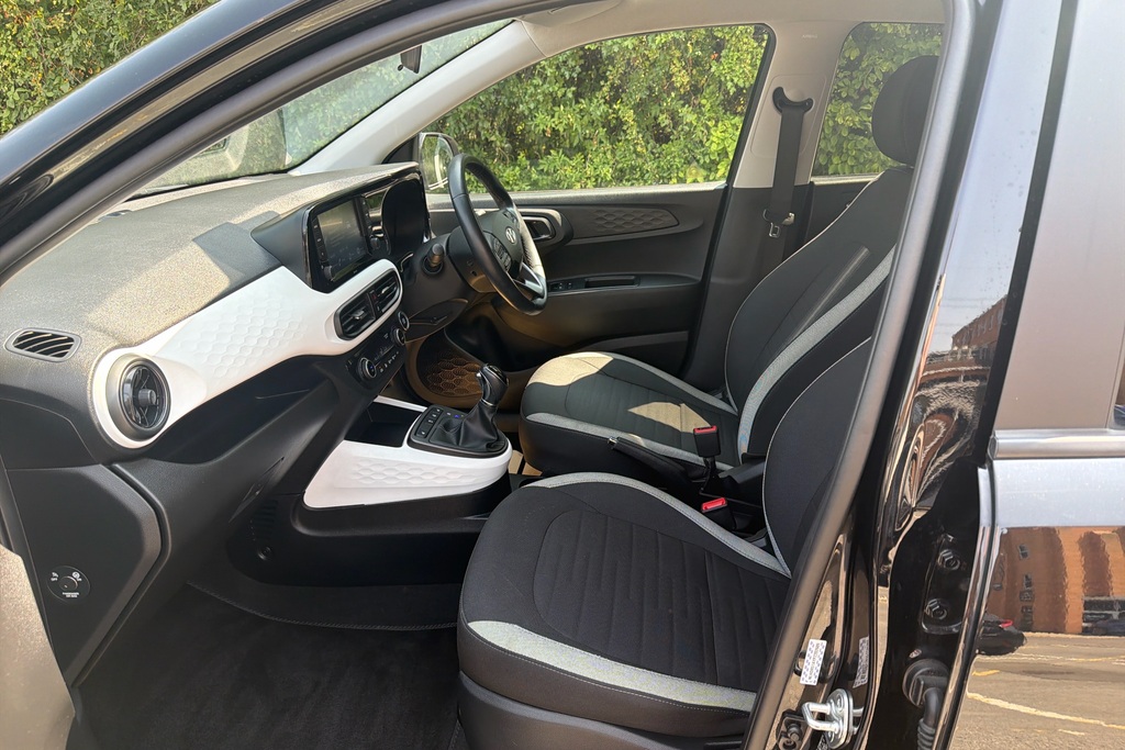 Hyundai I10 Mpi Premium YP23JTO Black #6
