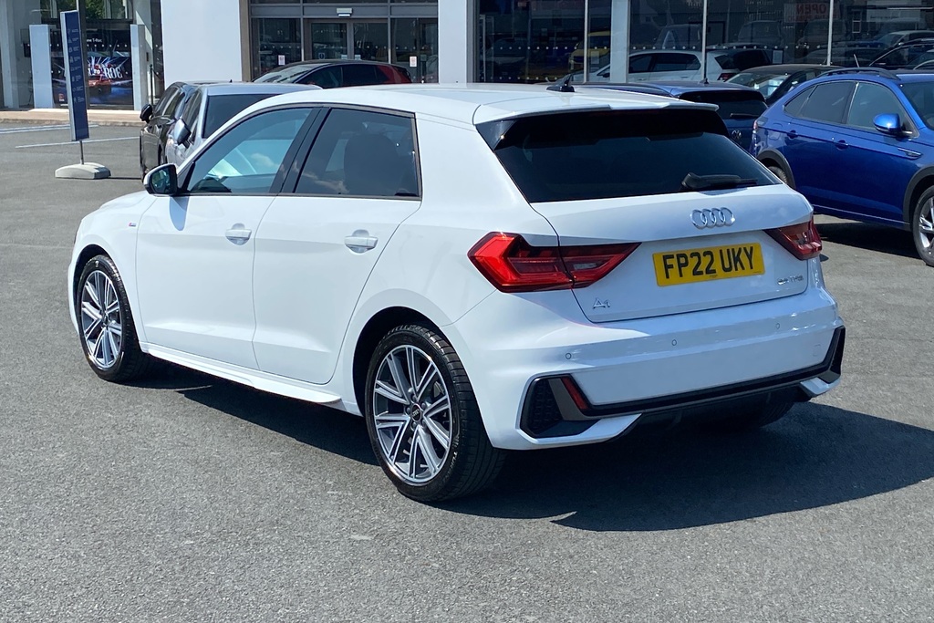 Audi A1 Technik White #16